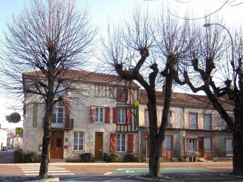 Hotel Logis Le Saint Nicolas Bar-sur-Aube Exterior foto